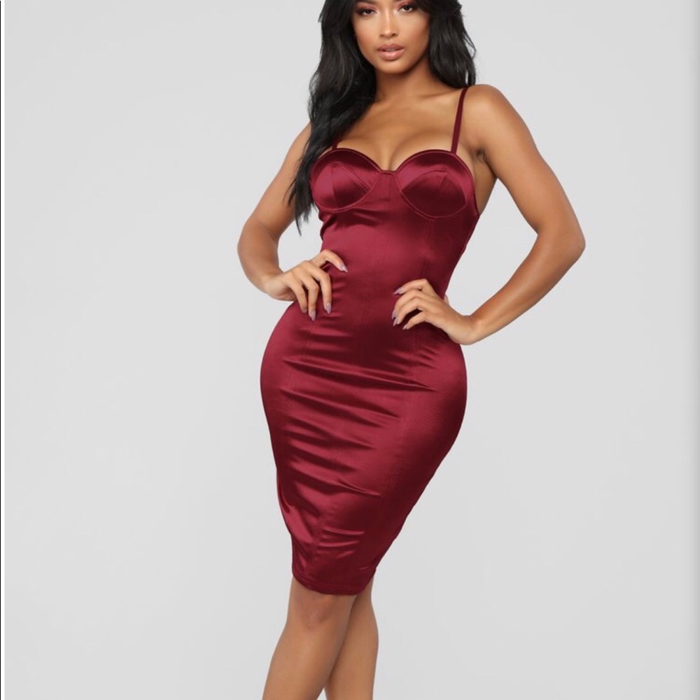 Lisandra Satin Dress - Burgundy
